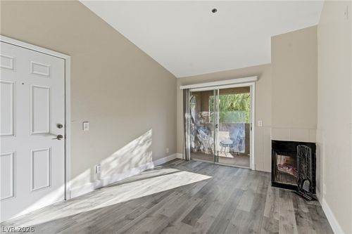 3049-4200 S Valley View Blvd, Las Vegas, NV, 89103-4029 | Card Image