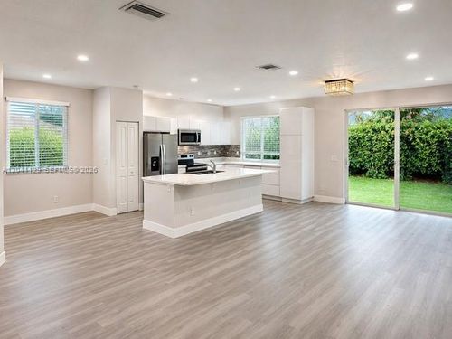 1528-1528 Salerno Cir, Weston, FL, 33327-1903 | Card Image