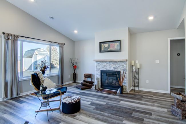 02-LivingRoom-2.jpg | Image 11