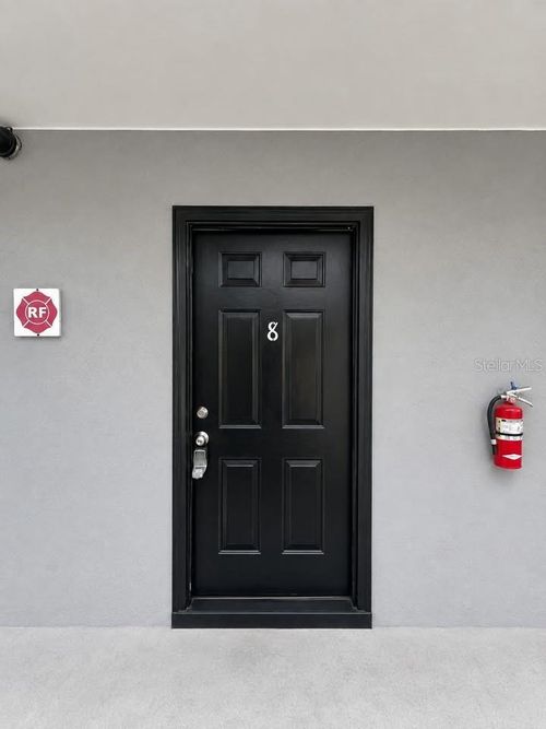 8-371 Broad St, BROOKSVILLE, FL, 34604-7310 | Card Image