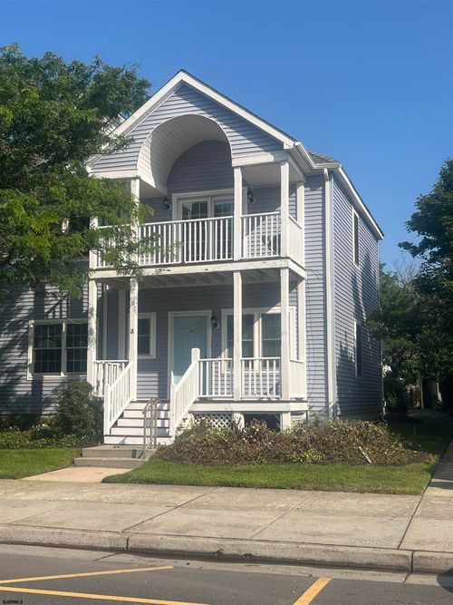 18 Caravel Ct, Atlantic City, NJ, 08401-2851 | Card Image