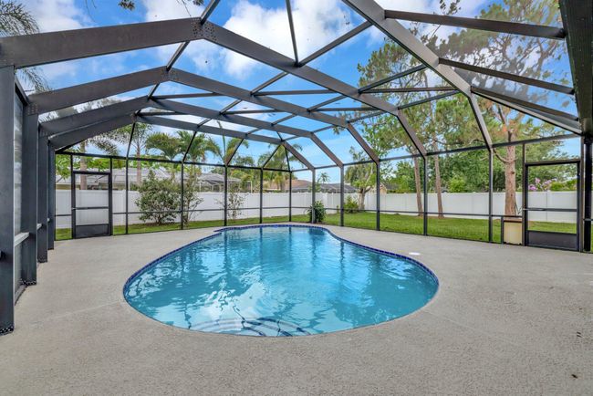 208 Sw Langfield Ave, House other with 3 bedrooms, 2 bathrooms and null parking in Port St. Lucie FL | Image 33
