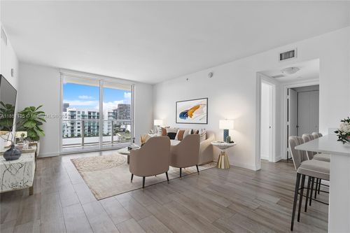 apt-1416-4250 Biscayne Blvd, Miami, FL, 33137-3282 | Card Image