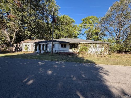 701 E 15th St, Sheffield, AL, 35660-6425 | Card Image