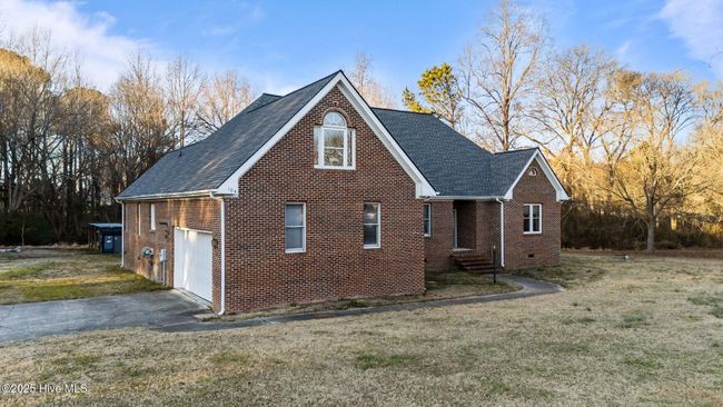 104 Duba Ct, House other with 3 bedrooms, 2 bathrooms and 6 parking in Clayton NC | Image 5