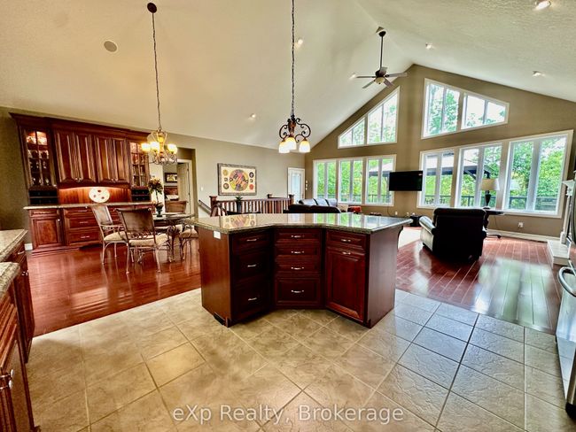410 Lake Rosalind Rd 4, House other with 3 bedrooms, 3 bathrooms and 10 parking in Hanover ON | Image 10