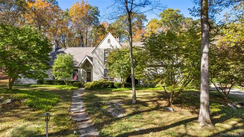 158 Mead St, Waccabuc, NY, 10597-1009 | Card Image