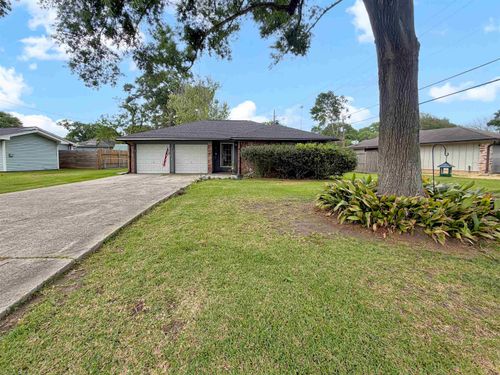 5210 Moonmist Dr, Beaumont, TX, 77706-6832 | Card Image