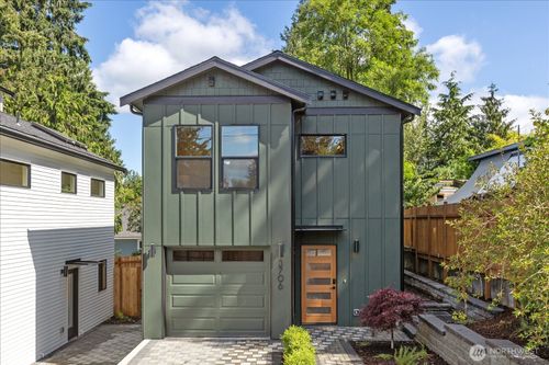3706 Ne 137th St, Seattle, WA, 98125-3849 | Card Image