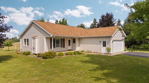 11222 Blackman Rd, Kingsley, MI, 49649-8616 | Card Image