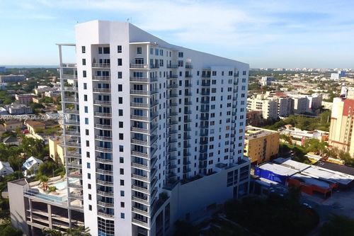 1202-10 Sw South River Dr, Miami, FL, 33130-1479 | Card Image