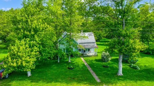 1276 Staunton Sugar Grove Rd, Washington Court House, OH, 43160-9740 | Card Image