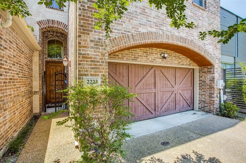 2223 Kirby St, Dallas, TX, 75204-4626 | Card Image