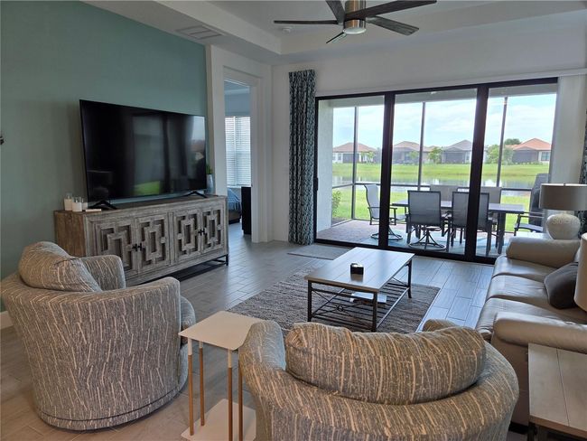 3102 Formia Ct, House other with 2 bedrooms, 2 bathrooms and null parking in BRADENTON FL | Image 5