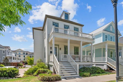 317 E Water St, Washington, NC, 27889-4584 | Card Image