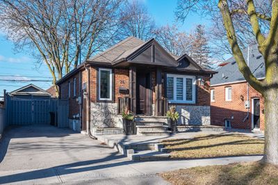 24 Rothsay Ave, House other with 1 bedrooms, 2 bathrooms and 3 parking in Etobicoke ON | Image 1