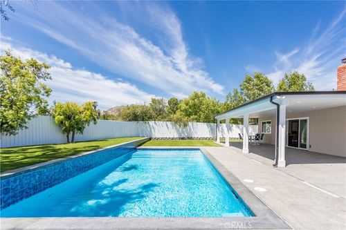 7071 Deveron Ridge Rd, West Hills, CA, 91307-1805 | Card Image