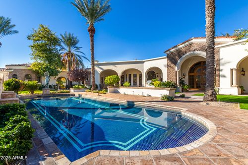 7811 N Arroyo Dr, Paradise Valley, AZ, 85253-3006 | Card Image