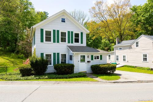 30 E Market St, Hyde Park, NY, 12538-1604 | Card Image