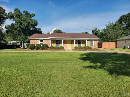 8107 Pinto Ln, Montgomery, AL, 36117-3805 | Card Image