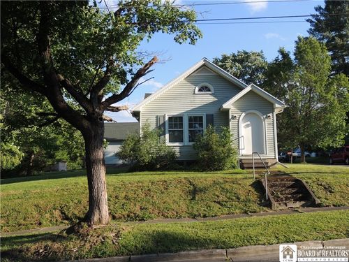 153 Brad St, Jamestown, NY, 14701-9313 | Card Image