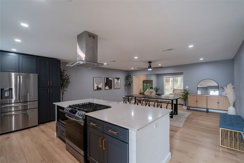 1712 Alleghany Dr, Austin, TX, 78741-5503 | Card Image