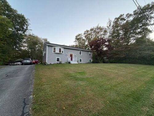 14 Brookwood Dr, Westport, MA, 02790-4303 | Card Image