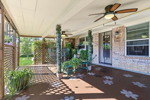 516 Oak Lk, Lake Dallas, TX, 75065-2337 | Card Image