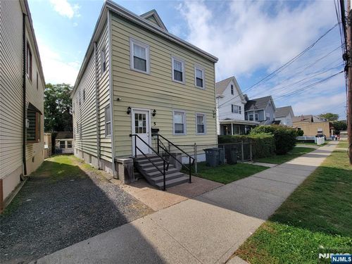 5 Madison Ave, Clifton, NJ, 07011-2305 | Card Image