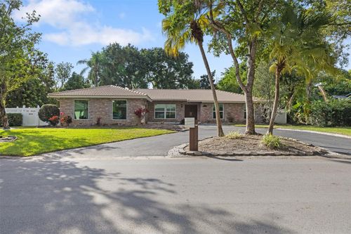 9902 Nw 20th St, Coral Springs, FL, 33071-5842 | Card Image