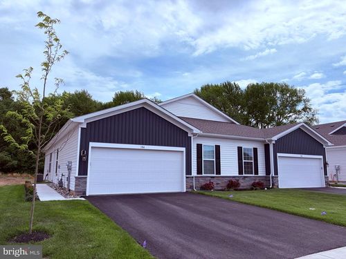 152 Delhaas Cir, BRISTOL, PA, 19007-3271 | Card Image