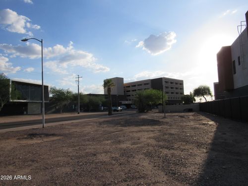 13-410 W Yavapai Street, Phoenix, AZ, 85003 | Card Image