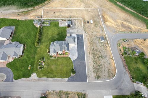 NKA Mcdonald Drive, Lot 1, Pasco, WA, 99301-9999 | Card Image