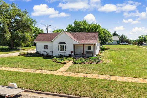 115 S 2nd St, Lincoln, KS, 67455-2309 | Card Image