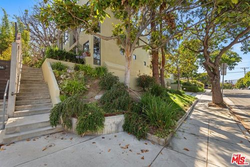 8-650 Pacific Street, Santa Monica, CA, 90405 | Card Image