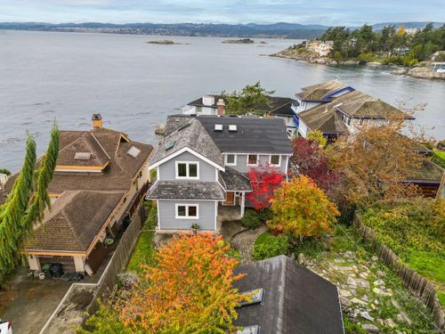 404 Constance Ave, Esquimalt, BC, V9A6N3 | Card Image