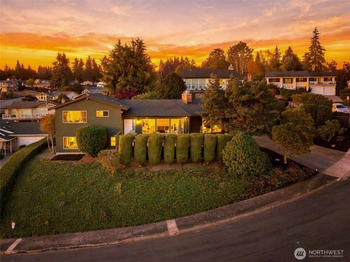 1023 S 286th Pl, Federal Way, WA, 98003-3173 | Card Image