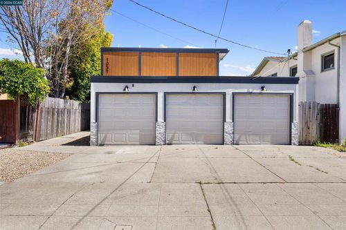 1037 Stannage Ave, Albany, CA, 94706 | Card Image