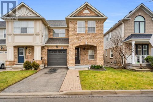 900 Mckay Cres, Milton, ON, L9T6L4 | Card Image