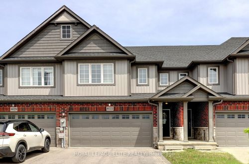 8025 Cole Crt, Niagara Falls, ON, L2G0H8 | Card Image