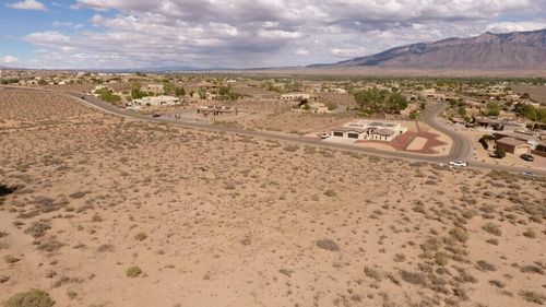 4 Don Julio Rd, Corrales, NM, 87048-6016 | Card Image