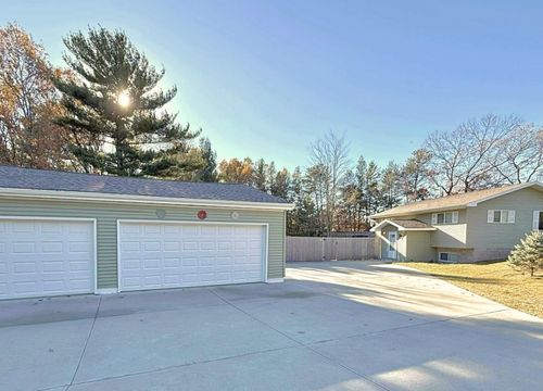 1689 Archer Ln, Nekoosa, WI, 54457-9226 | Card Image