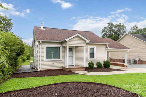 534 Collins St, Kannapolis, NC, 28083-4091 | Card Image