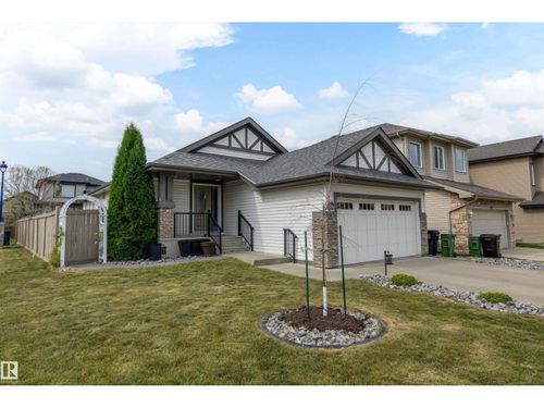 1976 67 St Sw, Edmonton, AB, T6X0T4 | Card Image