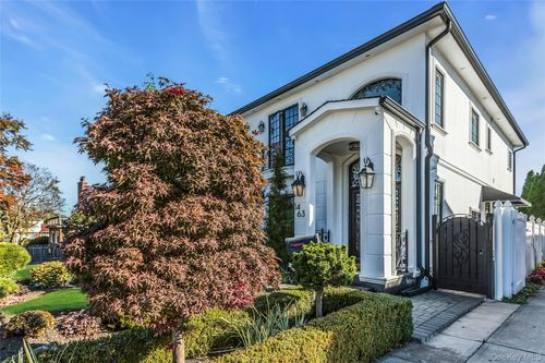 1463 Burton St, Whitestone, NY, 11357-2949 | Card Image