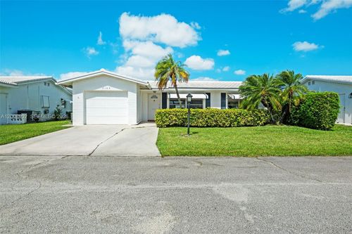 2103 Sw 20th Cir, Boynton Beach, FL, 33426-7118 | Card Image