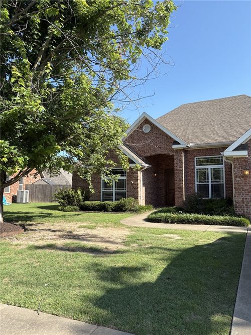 3782 Riverbend Drive, Fayetteville, AR, 72704 | Card Image