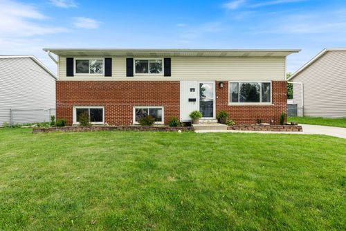20 W Fullerton Ave, Glendale Heights, IL, 60139-2640 | Card Image