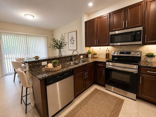 2-33-21111 Nw 14th Pl, Miami Gardens, FL, 33169-7442 | Card Image