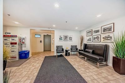 403 - 130 25 Ave Sw, Condo with 2 bedrooms, 1 bathrooms and 1 parking in Calgary AB | Image 2